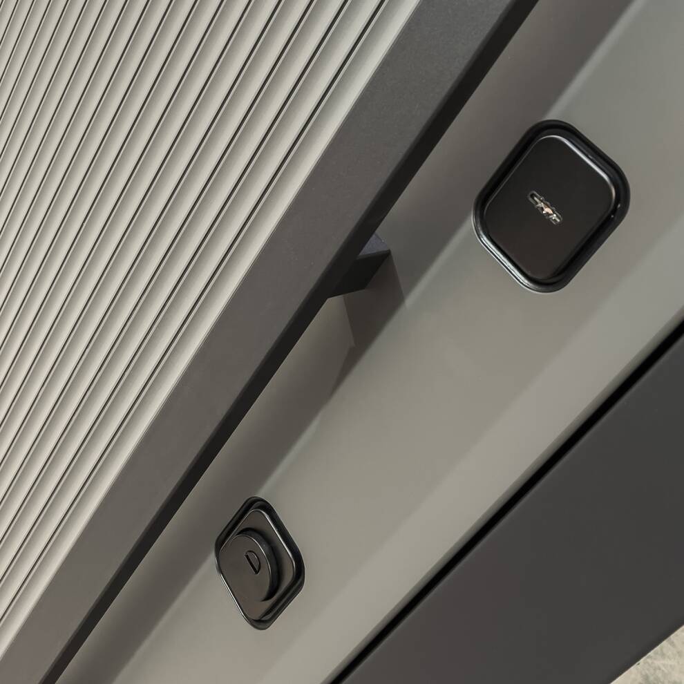 Термолаб 1 тепло 31 - Белый софт, зеркальная вставка с тонировкой Термолаб 1 тепло 31 - Белый софт, зеркальная вставка с тонировкой